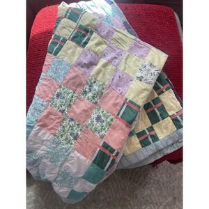 Vintage Handmade Patch Quilt Quilted 65" x 69" Bedspread Blanket Throw